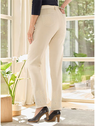 Woman wearing the sand twill pants..