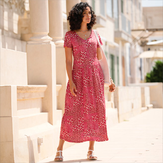 Woman wearing Anchor Print Capri Pants.